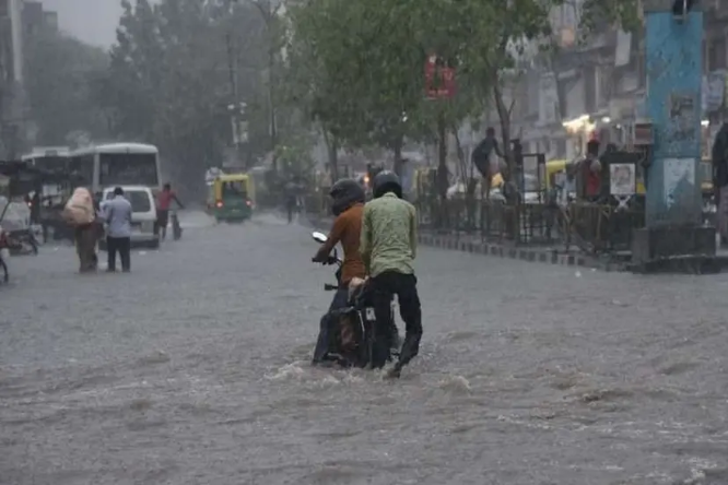 Rajasthan Weather Update: राजस्थान के इन जिलों में होगी झमाझम बारिश, जानें अपने इलाके का हाल