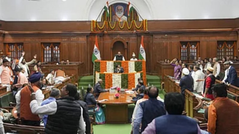 विधानसभा में कार्यवाही फिर से शुरू, निलबिंत विधायक हुए बहाल, कई योजनाओं की घोषणाएं