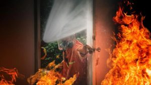 Fire breaks out in a 5-storey hotel
